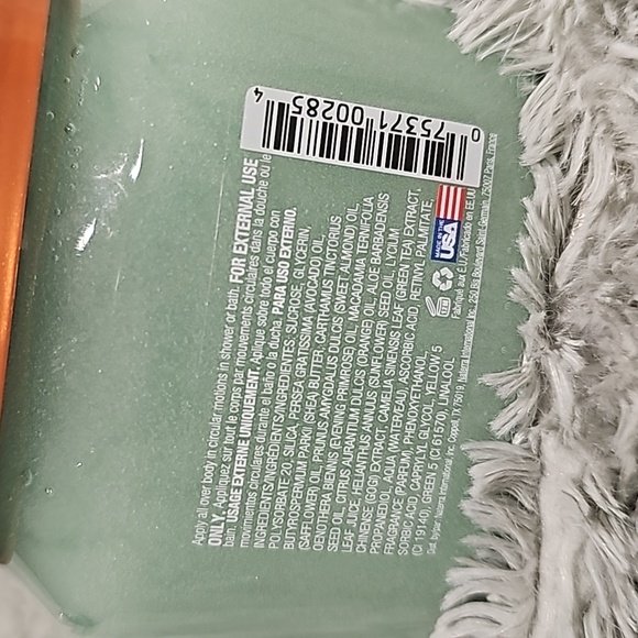 Tree Hut Green Tea Shea Sugar Scrub - Picture 4 of 4